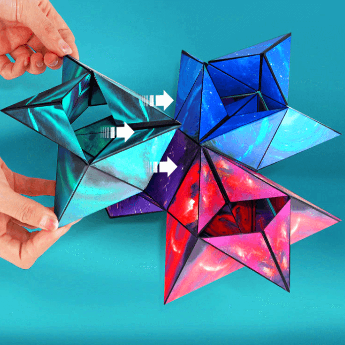 InfinityCube™ 3D Magic Shapeshifting Cube